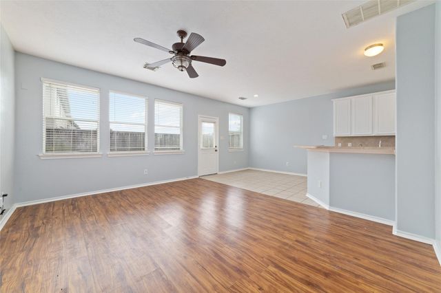 8734 Rainglen Lane, Houston, TX 77044