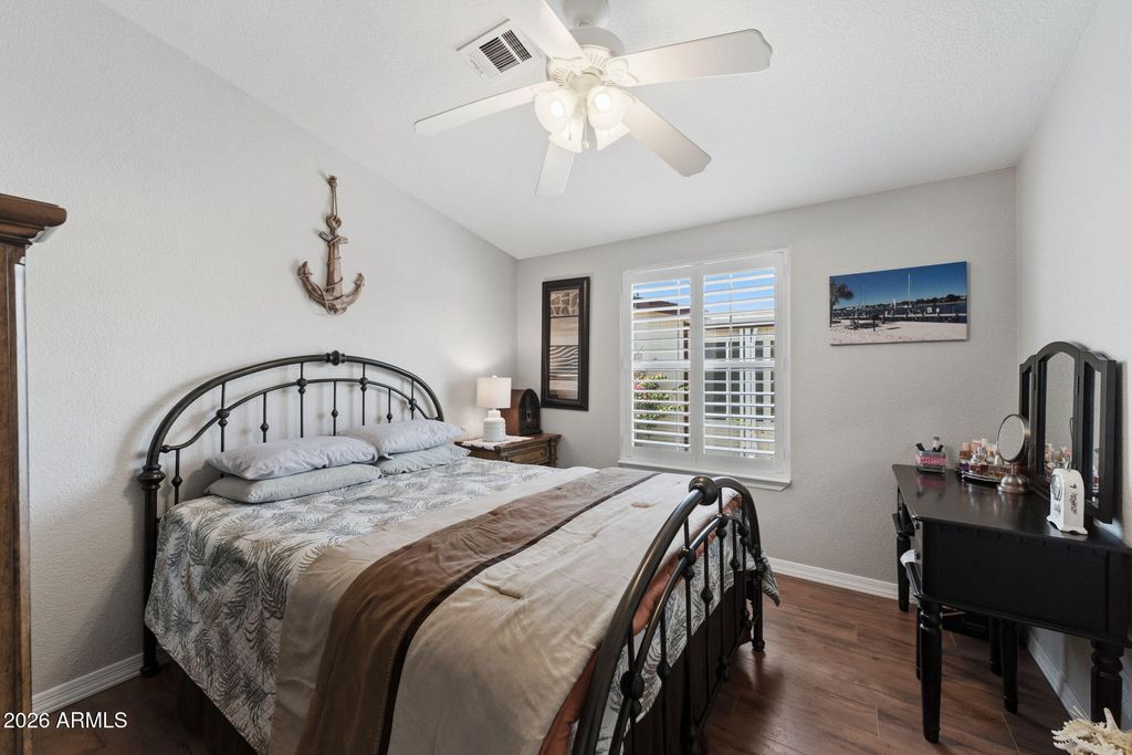 Image 14 of property listing at 8840 E SUNLAND Avenue 52, Mesa, AZ 85208