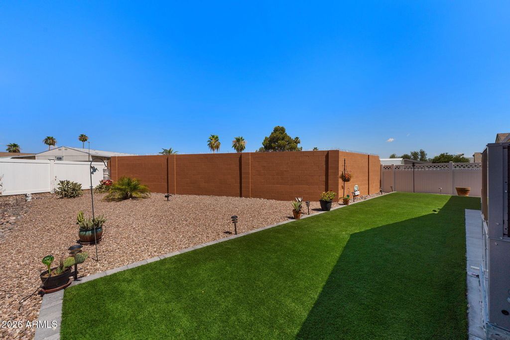 Image 19 of property listing at 8840 E SUNLAND Avenue 52, Mesa, AZ 85208