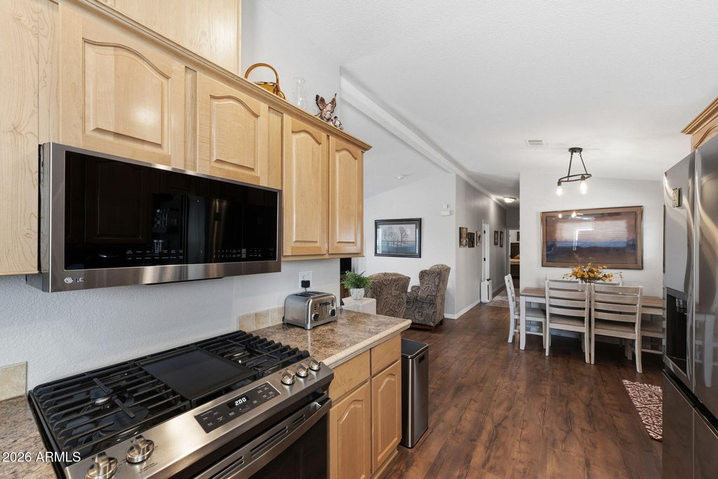 Image 9 of property listing at 8840 E SUNLAND Avenue 52, Mesa, AZ 85208
