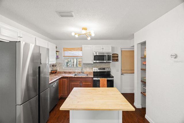 548 BAY STREET, Dunedin, FL 34698