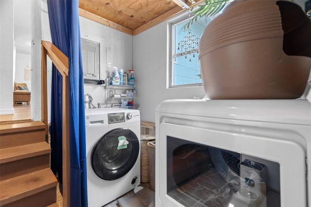 548 BAY STREET, Dunedin, FL 34698