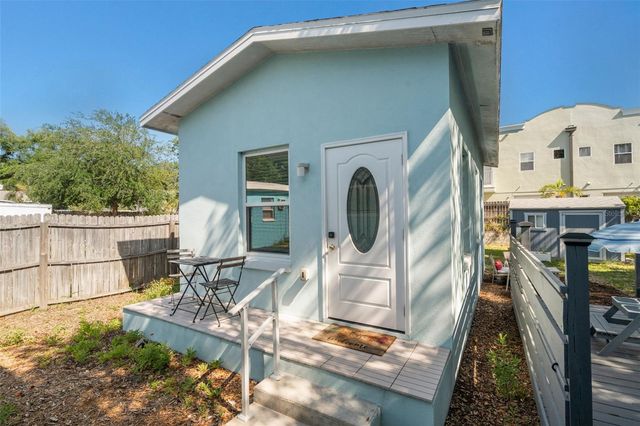 548 BAY STREET, Dunedin, FL 34698