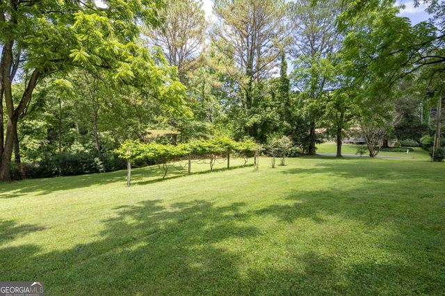 4640 Hadaway Road NW, Kennesaw, GA 30152