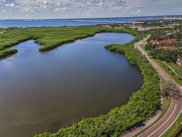 320 N BAYSHORE BOULEVARD 107, Clearwater, FL 33759