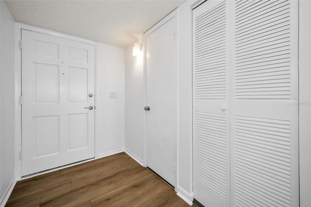 320 N BAYSHORE BOULEVARD 107, Clearwater, FL 33759