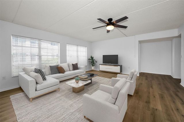 320 N BAYSHORE BOULEVARD 107, Clearwater, FL 33759