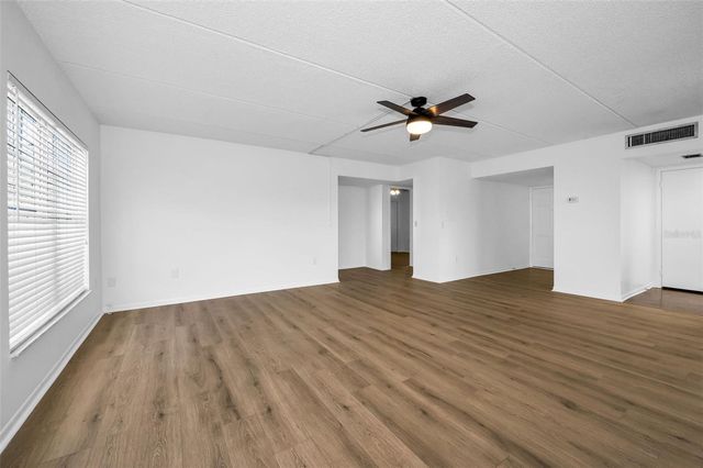 320 N BAYSHORE BOULEVARD 107, Clearwater, FL 33759