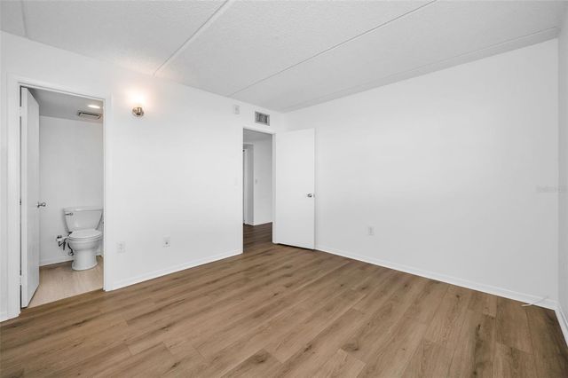 320 N BAYSHORE BOULEVARD 107, Clearwater, FL 33759