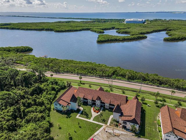 320 N BAYSHORE BOULEVARD 107, Clearwater, FL 33759