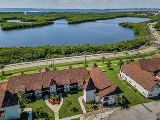 320 N BAYSHORE BOULEVARD 107, Clearwater, FL 33759