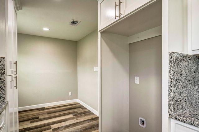 809 Michelle Drive, Everman, TX 76140