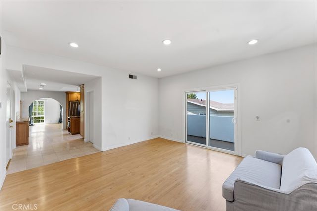 23665 Summit, Calabasas, CA 91302