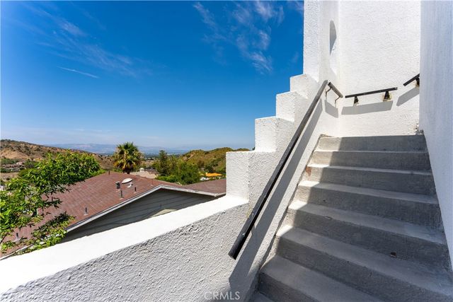 23665 Summit, Calabasas, CA 91302