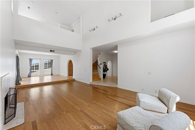 23665 Summit, Calabasas, CA 91302