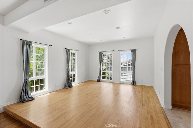 23665 Summit, Calabasas, CA 91302