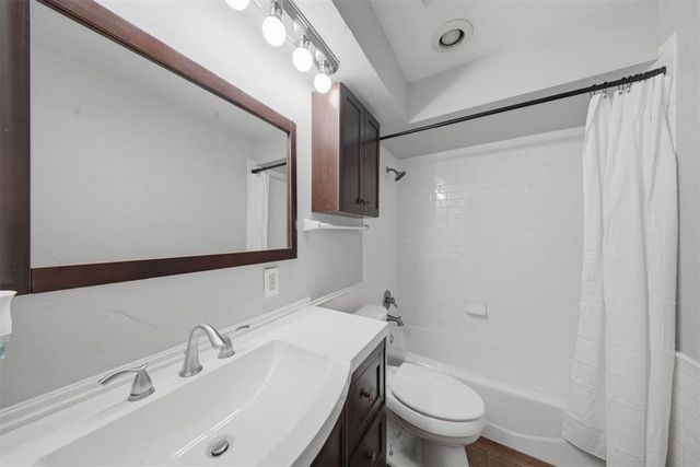 6708 N Meridian Avenue A, Oklahoma City, OK 73116