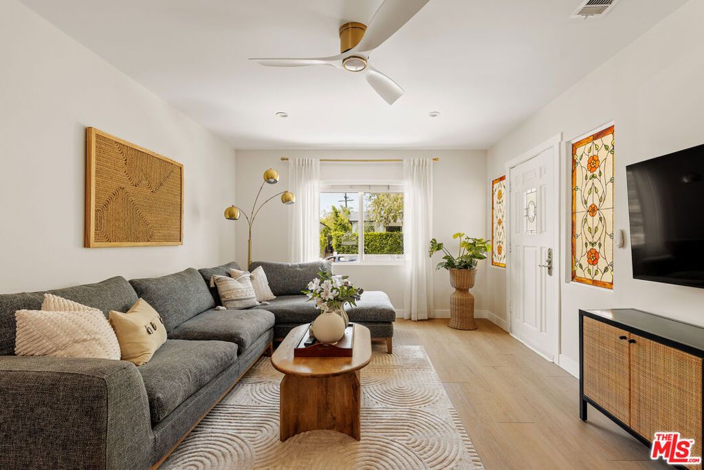5592 W 82nd Street, Los Angeles, CA 90045 — photo 4