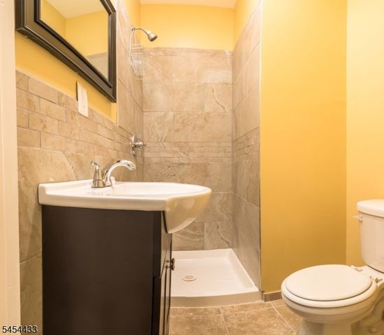 272 N 7Th St, Newark City, NJ 07107