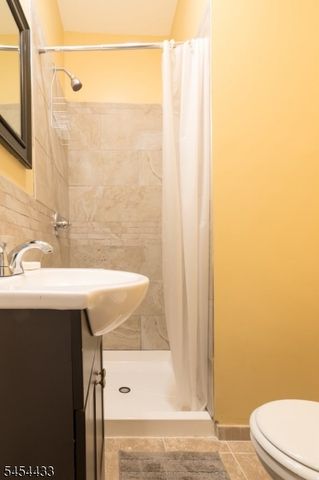 272 N 7Th St, Newark City, NJ 07107