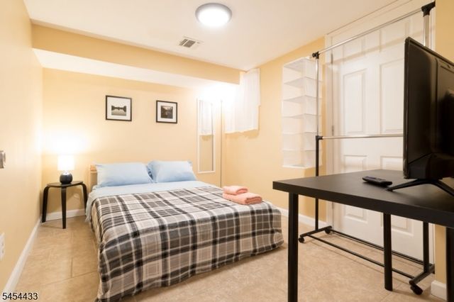 272 N 7Th St, Newark City, NJ 07107