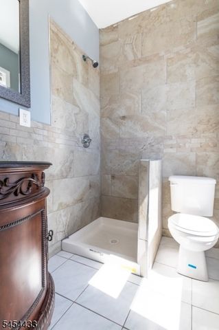 272 N 7Th St, Newark City, NJ 07107
