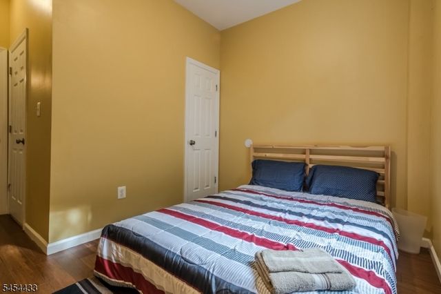 272 N 7Th St, Newark City, NJ 07107