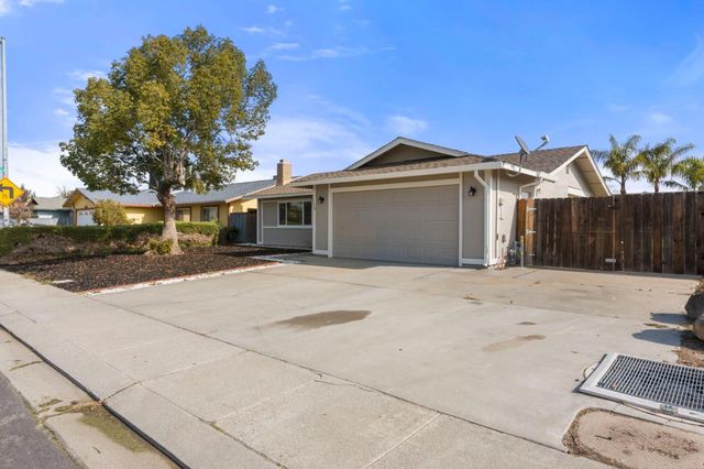 1156 Marguerite Avenue, Manteca, CA 95336