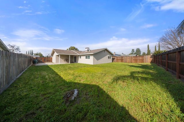 1156 Marguerite Avenue, Manteca, CA 95336