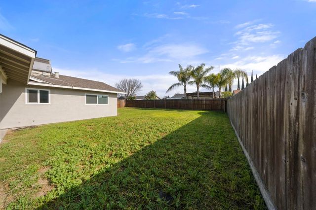 1156 Marguerite Avenue, Manteca, CA 95336