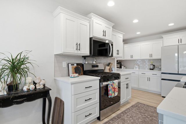 3014 E Heritage Street, Republic, MO 65738