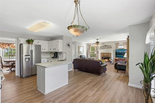 717 Ridgewood Way, Canton, GA 30114