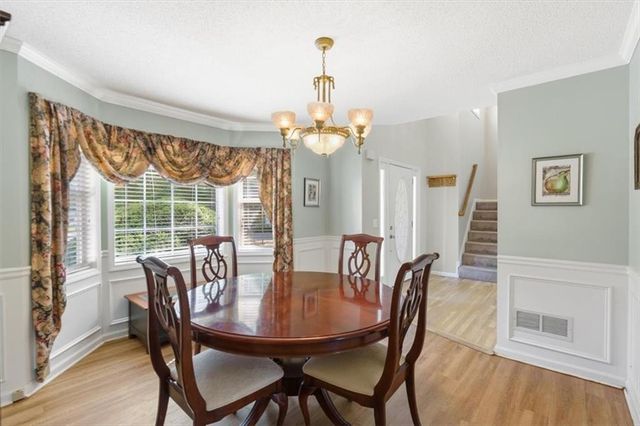 717 Ridgewood Way, Canton, GA 30114