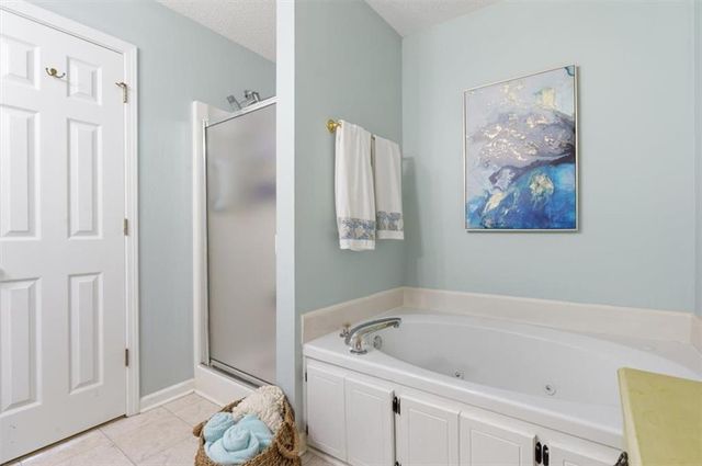 717 Ridgewood Way, Canton, GA 30114