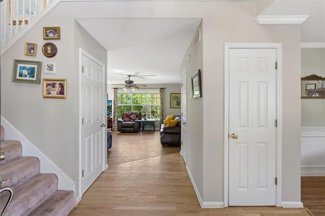 717 Ridgewood Way, Canton, GA 30114
