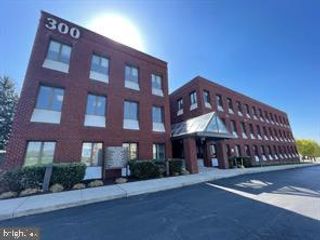 300 FOXCROFT AVE #B3, Martinsburg, WV 25401