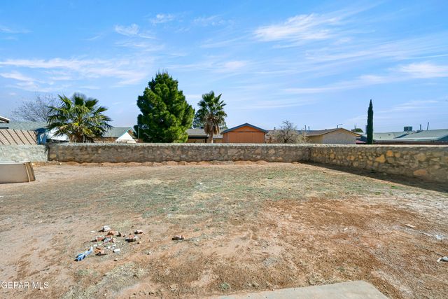 10712 GEMSTONE Street, El Paso, TX 79924
