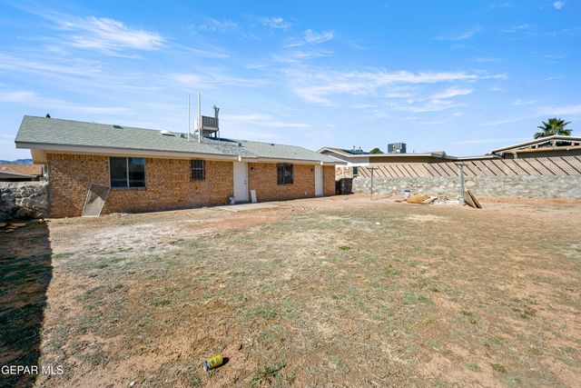 10712 GEMSTONE Street, El Paso, TX 79924