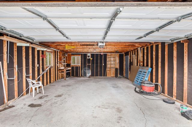 30755 Clark Street, New Haven, MI 48048