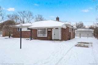 21756 Dexter Court, Warren, MI 48089