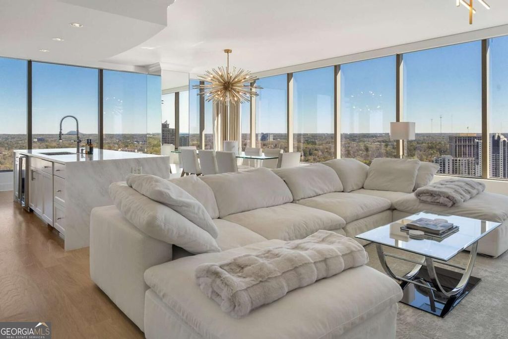 3630 Peachtree Road NE 2204, Atlanta, GA 30326 — photo 2