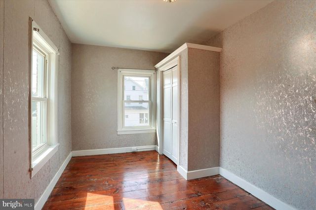 100 W KELLER ST, Mechanicsburg, PA 17055