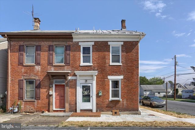100 W KELLER ST, Mechanicsburg, PA 17055