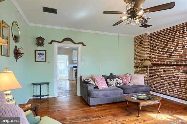 100 W KELLER ST, Mechanicsburg, PA 17055
