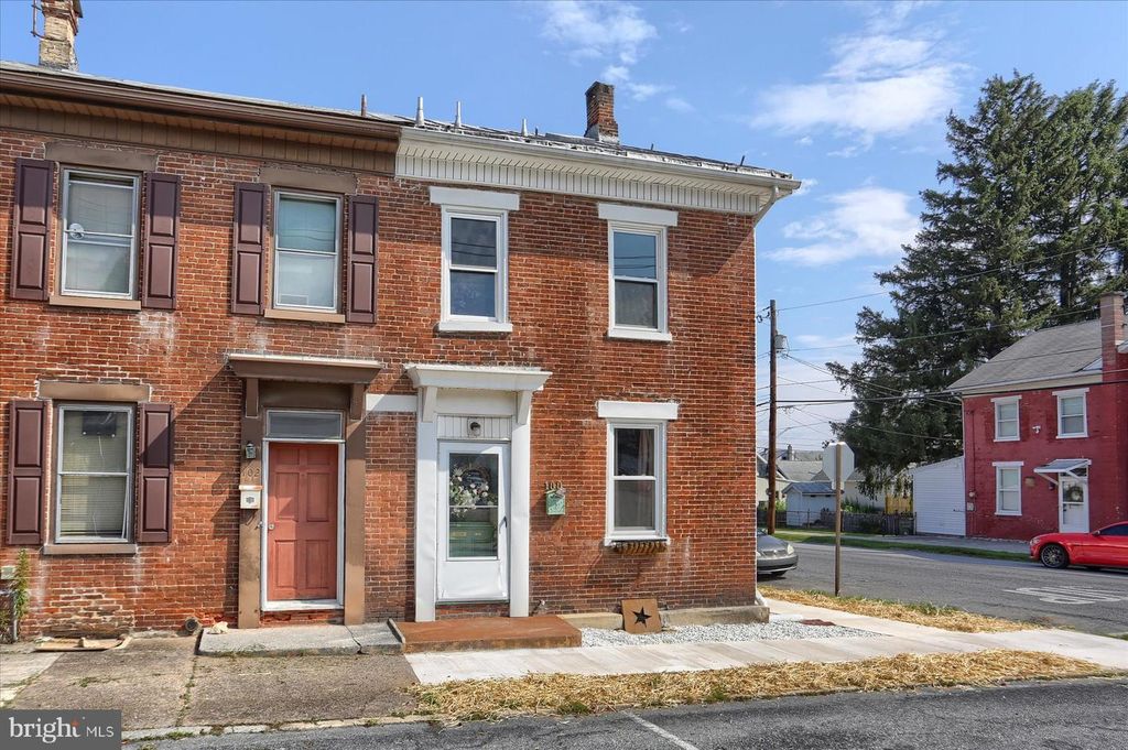 100 W KELLER ST, Mechanicsburg, PA 17055