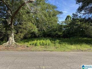 743 OAK STREET, Birmingham, AL 35210