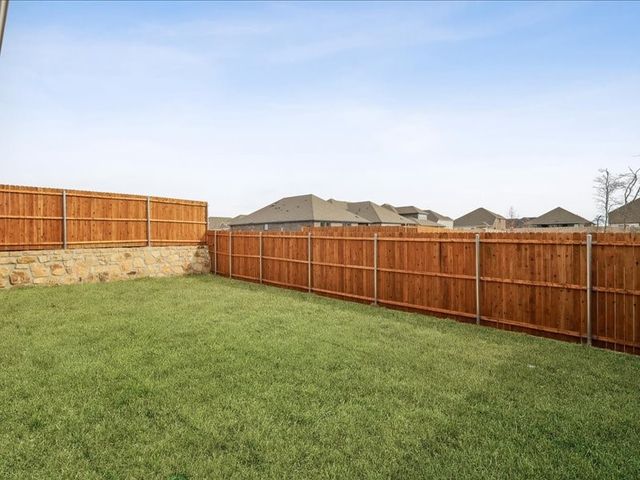 2005 Outpost Way, Princeton, TX 75407