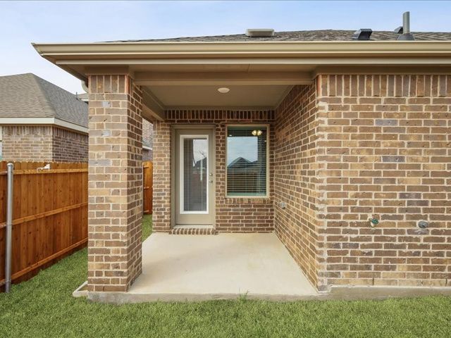 2005 Outpost Way, Princeton, TX 75407