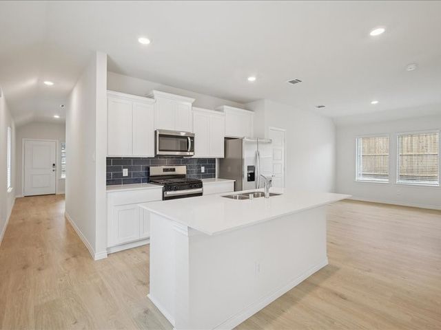 2005 Outpost Way, Princeton, TX 75407