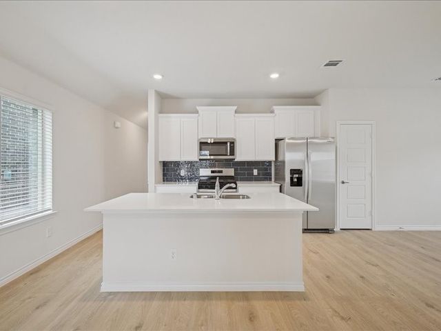 2005 Outpost Way, Princeton, TX 75407